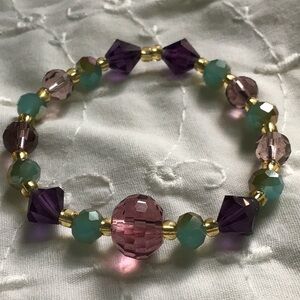 Purple and Pink Stretchable Beaded Bracelet with Gold Accents